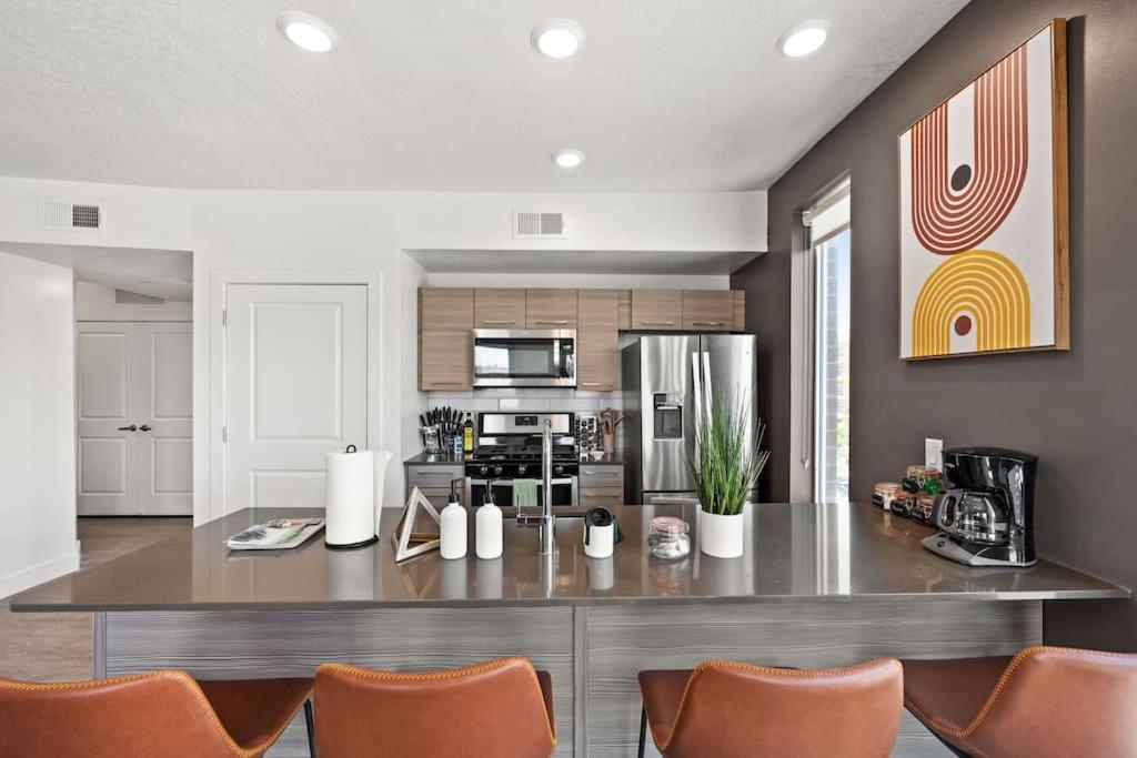 Апартаменты Lux 2 Bd Boho In Heart Of Slc Солт-Лейк-Сити Экстерьер фото