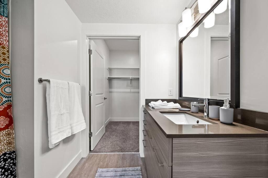 Апартаменты Lux 2 Bd Boho In Heart Of Slc Солт-Лейк-Сити Экстерьер фото